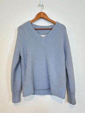 Aerie Teddy Boucle oversized knit V-Neck Women's Sweater in Light Blue size XS